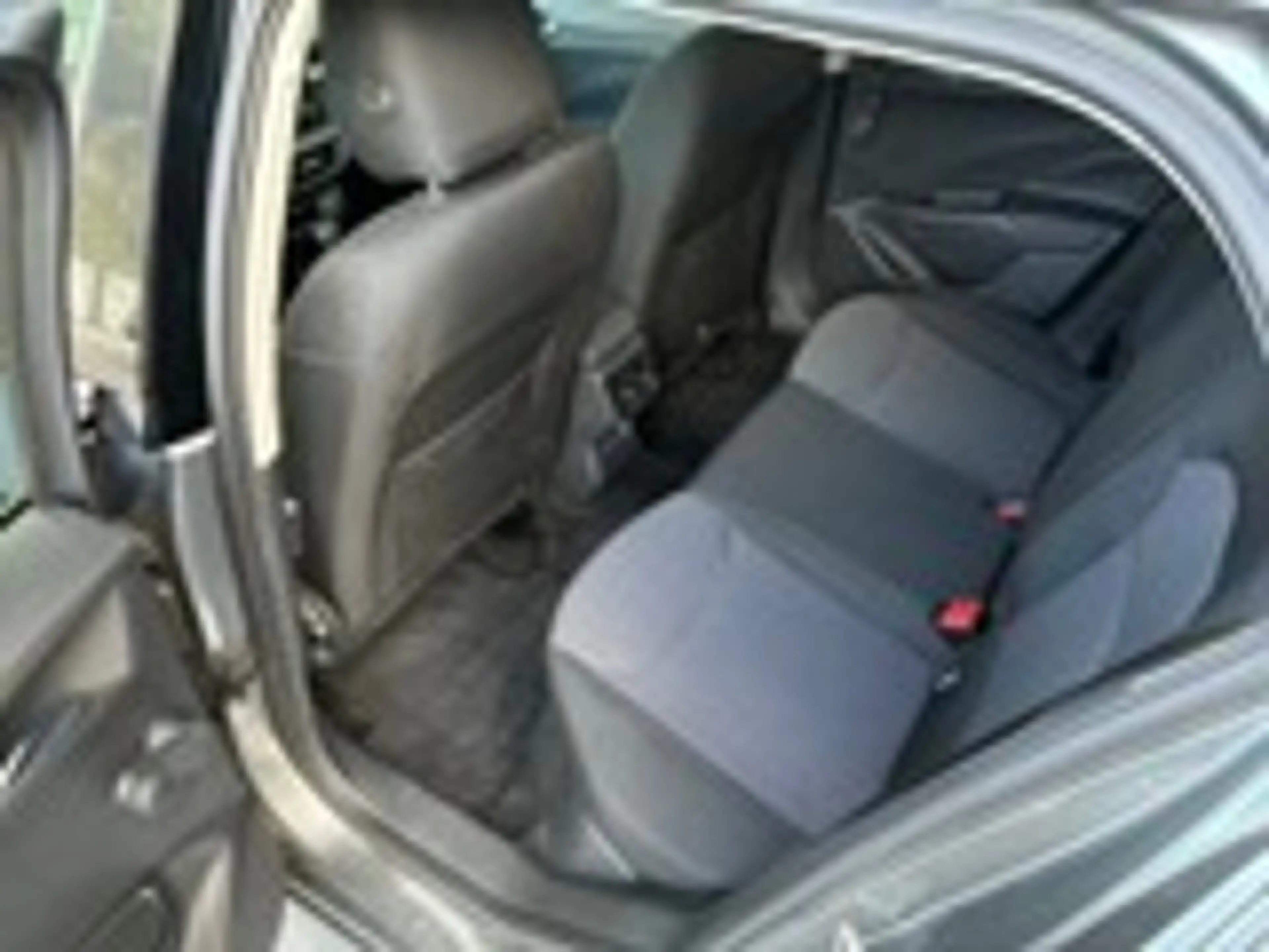Skoda Fabia Ambition TSI — photo 8