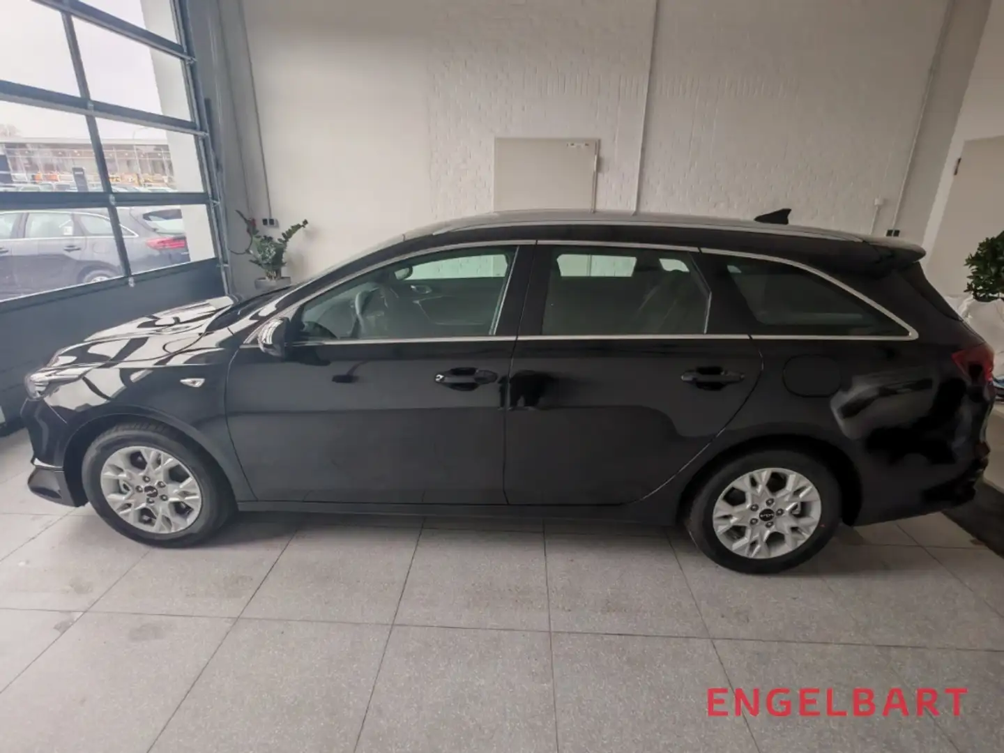 Kia Ceed SW / cee'd SW Vision 1.5T DCT Komfort-Paket-Plus Navi Negro - 2
