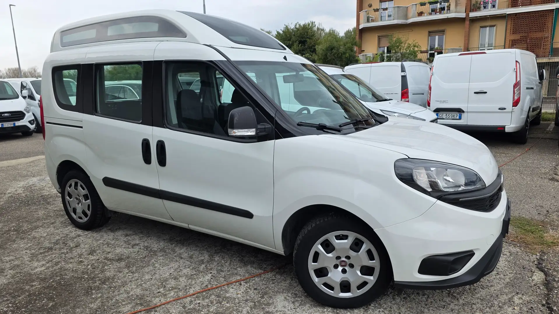 Fiat Doblo CH2 LOUNGE 1.6MJET 120CV E6D TRASPORTO DISABILI Blanc - 1