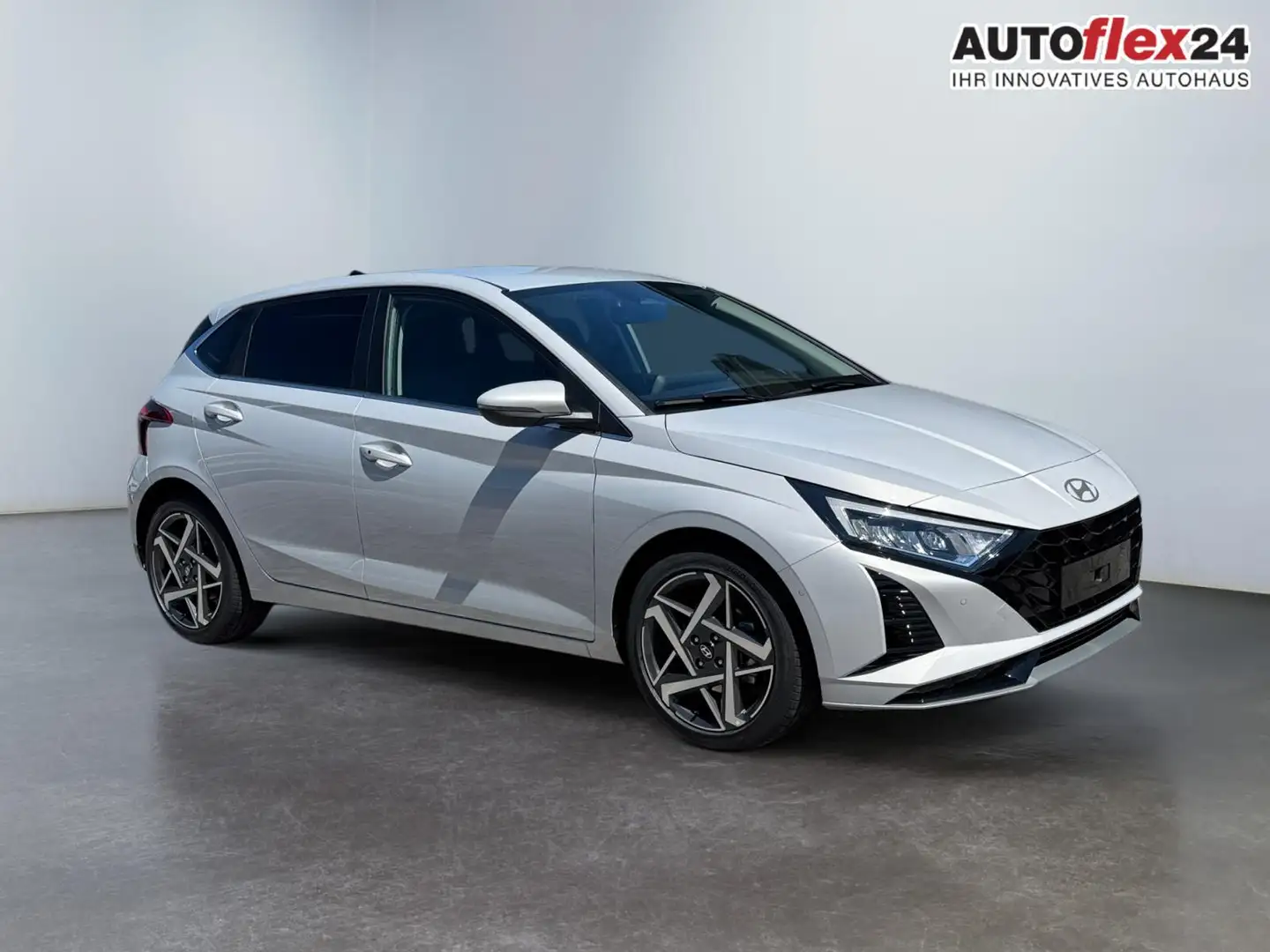 Hyundai i20 1,0 Style LED 1Zokl Navi DiCo10,25 Kam 2xPDC Sp... Szary - 1