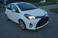 Toyota Yaris 1,5 VVT-i Hybrid Lounge Weiß - thumbnail 4