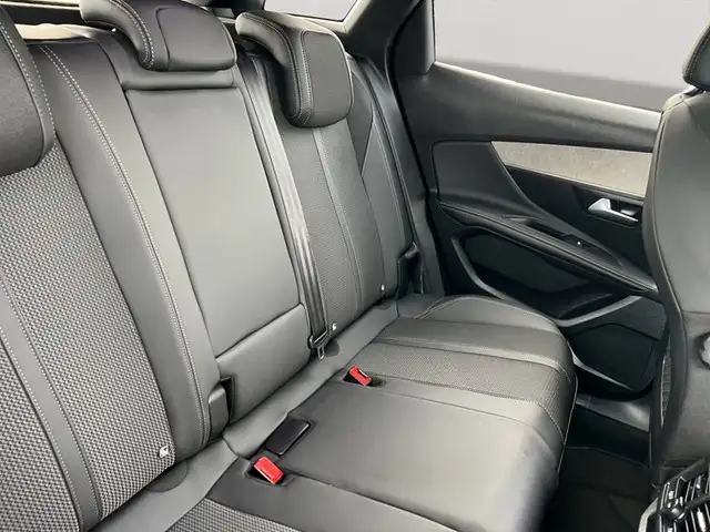 Peugeot 3008 view 15
