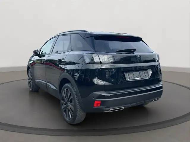 Peugeot 3008 view 3
