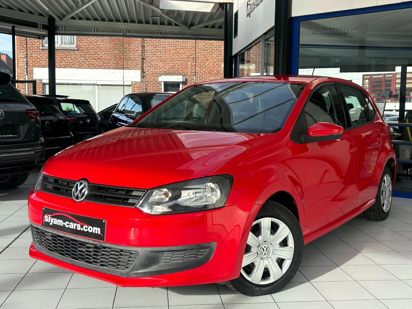 Volkswagen Polo Polo 1.2i *5 PORTES * AIRCO * 1ER PROP * Rouge - 1