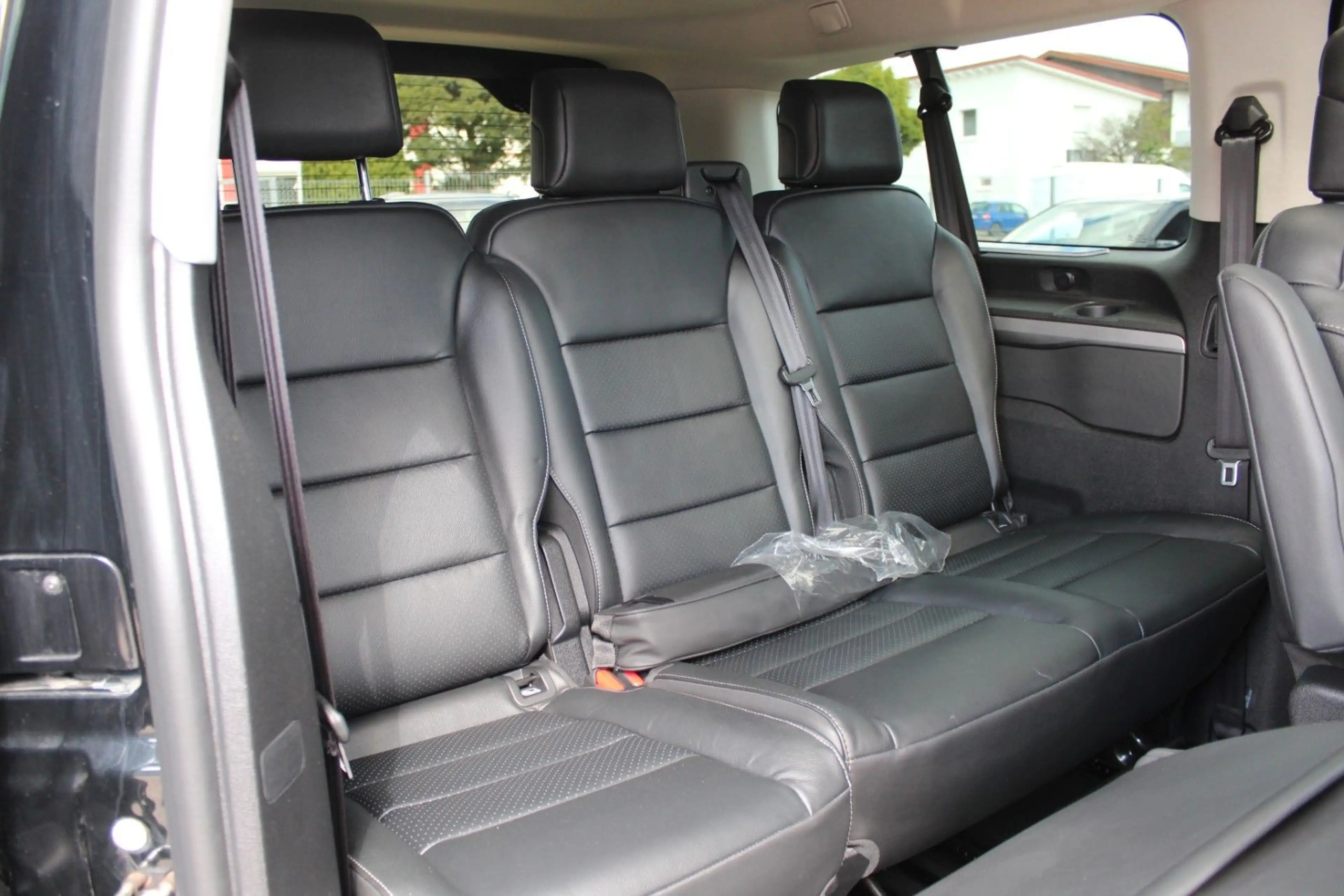 Toyota Proace Verso L2 Lounge 2.0D*PANO*ACC*LEDER*7-Sit — photo 8
