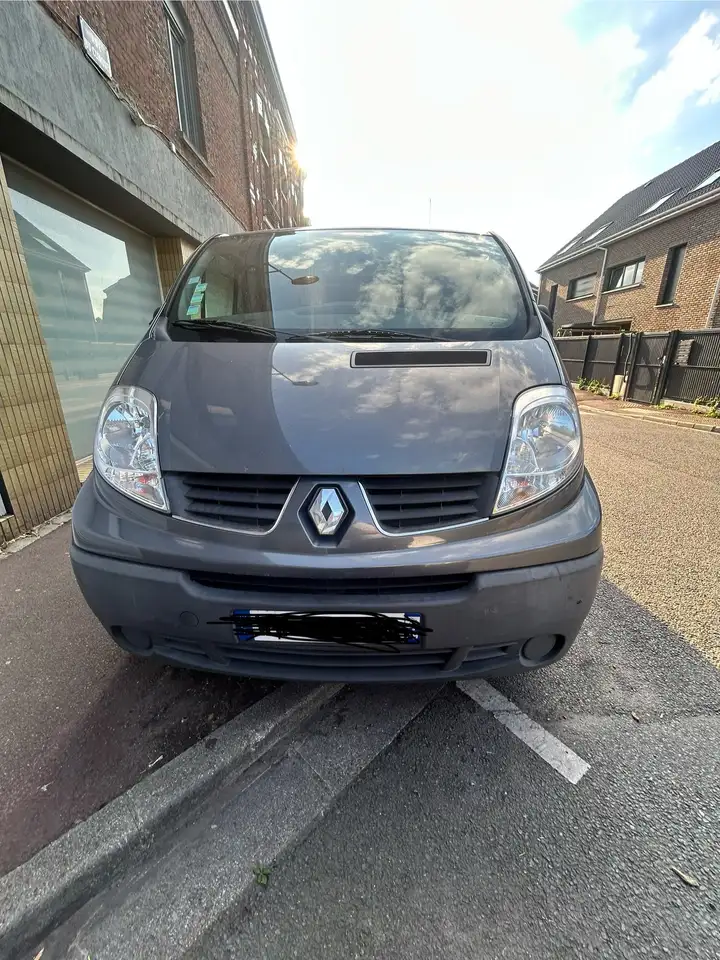 Renault Trafic FGN 2.0 DCI 115 L1H1 1200 KG CONFORT