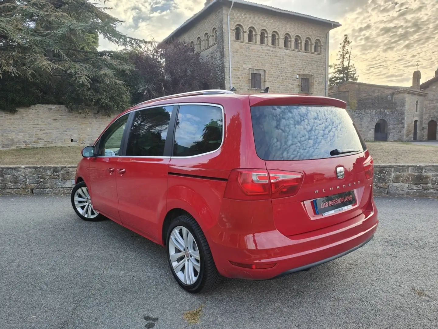 SEAT Alhambra 2.0TDI CR S&S Style DSG 177 Rojo - 2