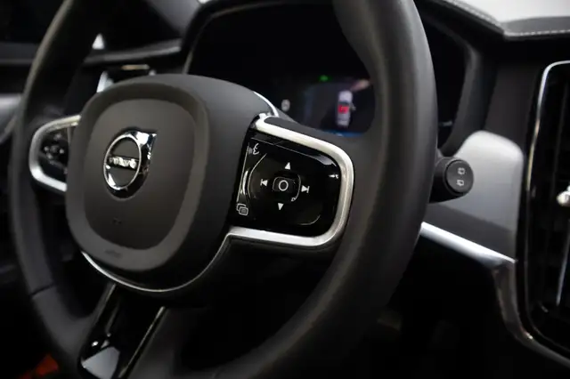 Volvo V90 view 10