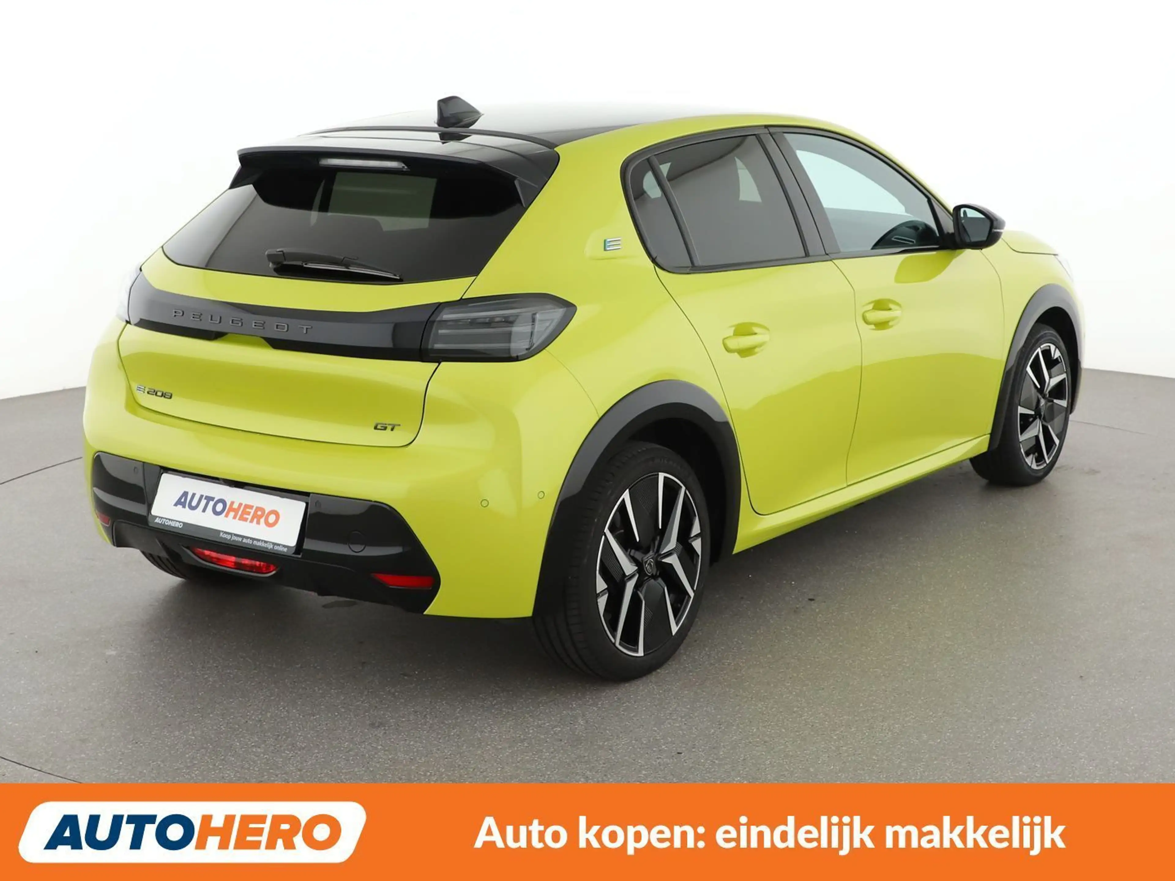 Peugeot e-208 electric drive 100 kW e GT — photo 6