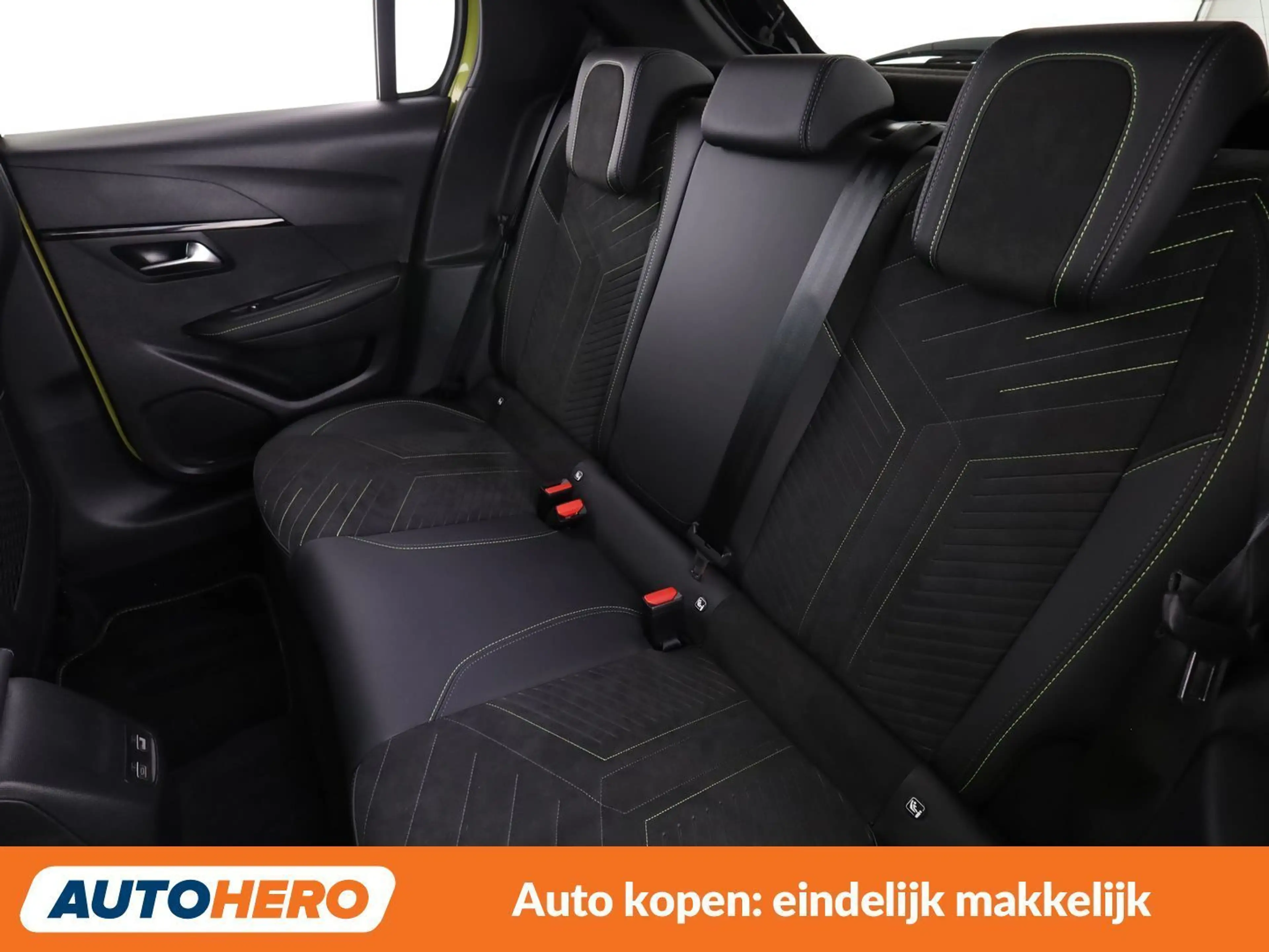 Peugeot e-208 electric drive 100 kW e GT — photo 15