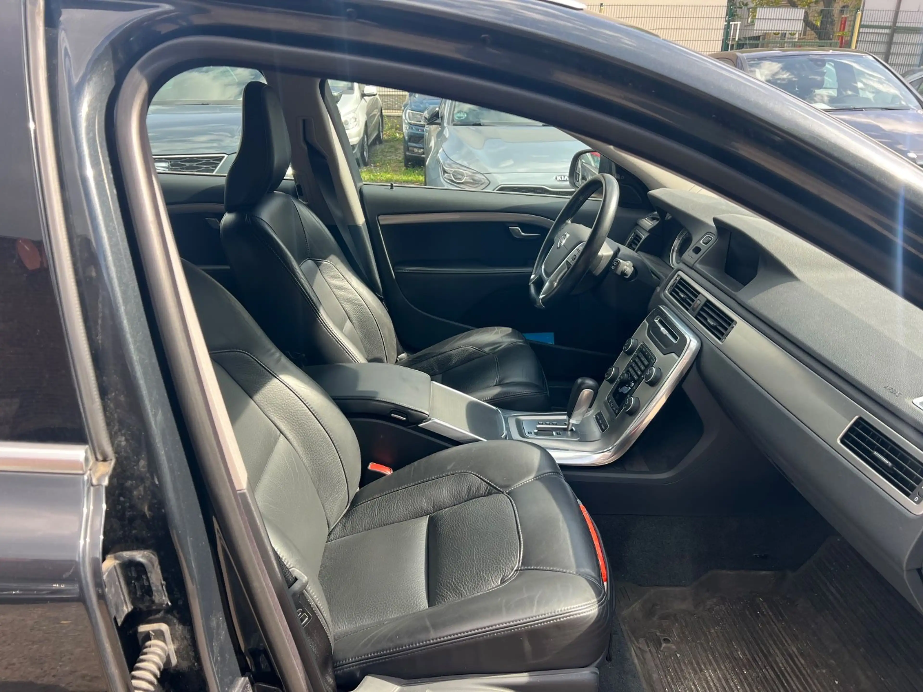 Volvo V70 Kombi Summum — photo 8