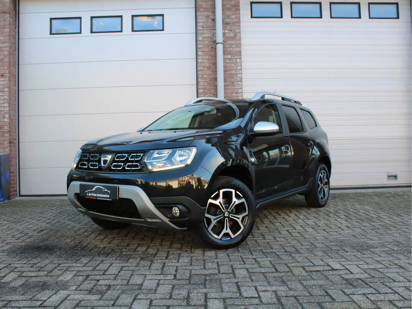 Dacia Duster 1.6 SCe Prestige Navi/Camera/Garantie Noir - 1