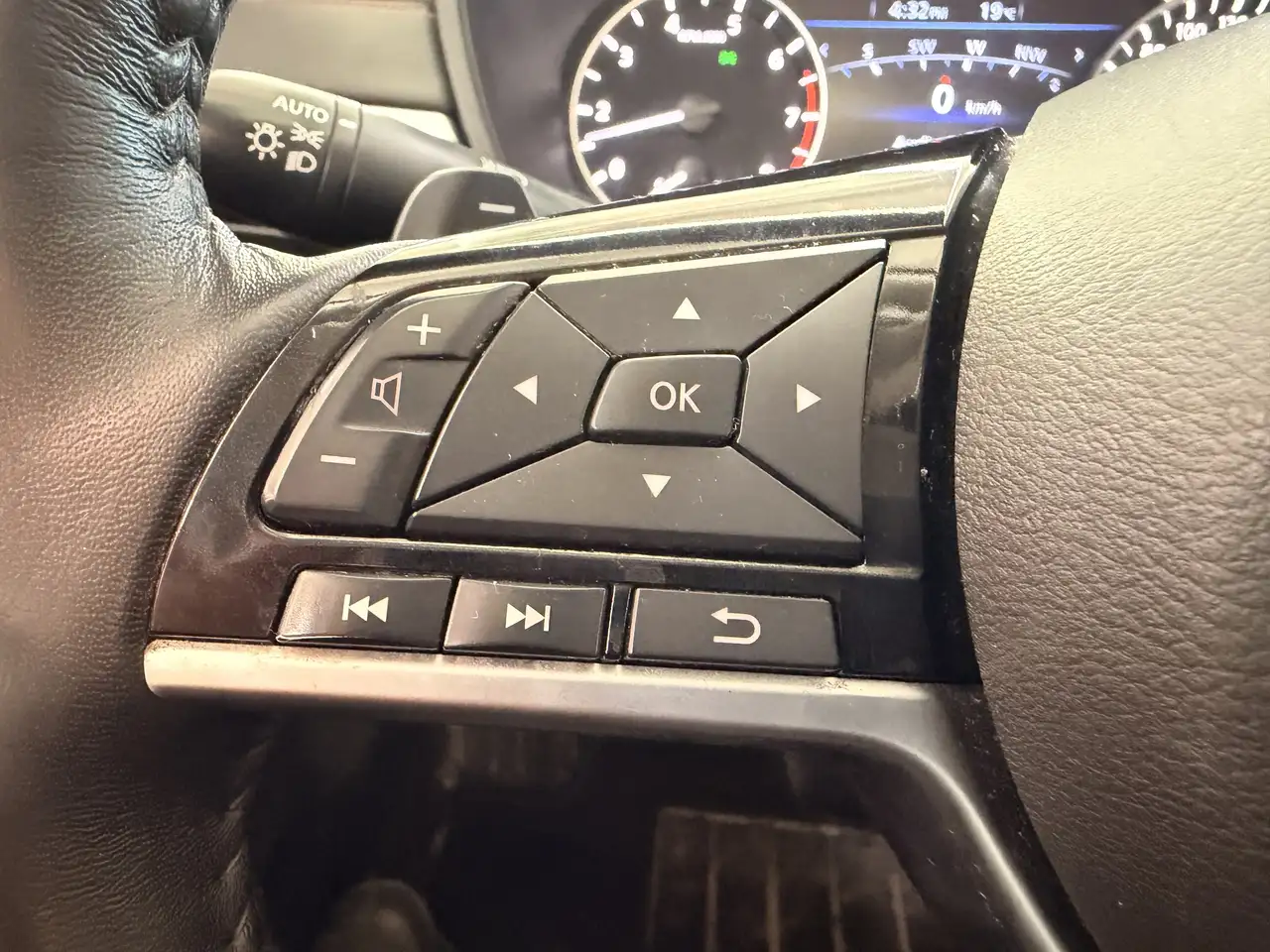 Nissan Altima снимка Nissan Altima