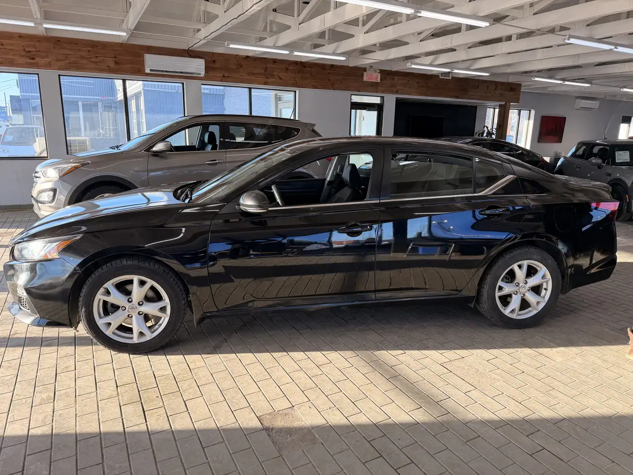 Nissan Altima снимка Nissan Altima