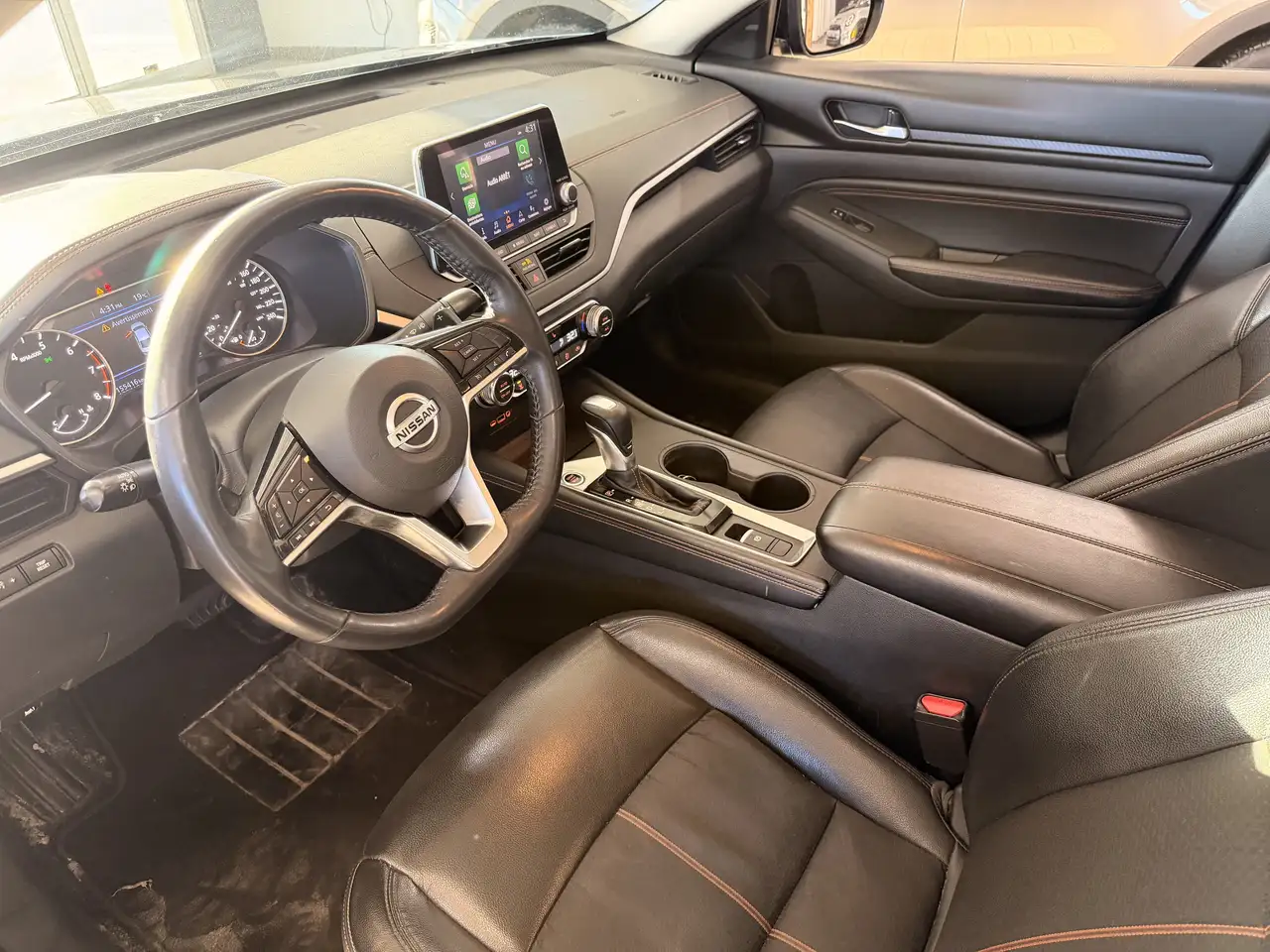 Nissan Altima снимка Nissan Altima