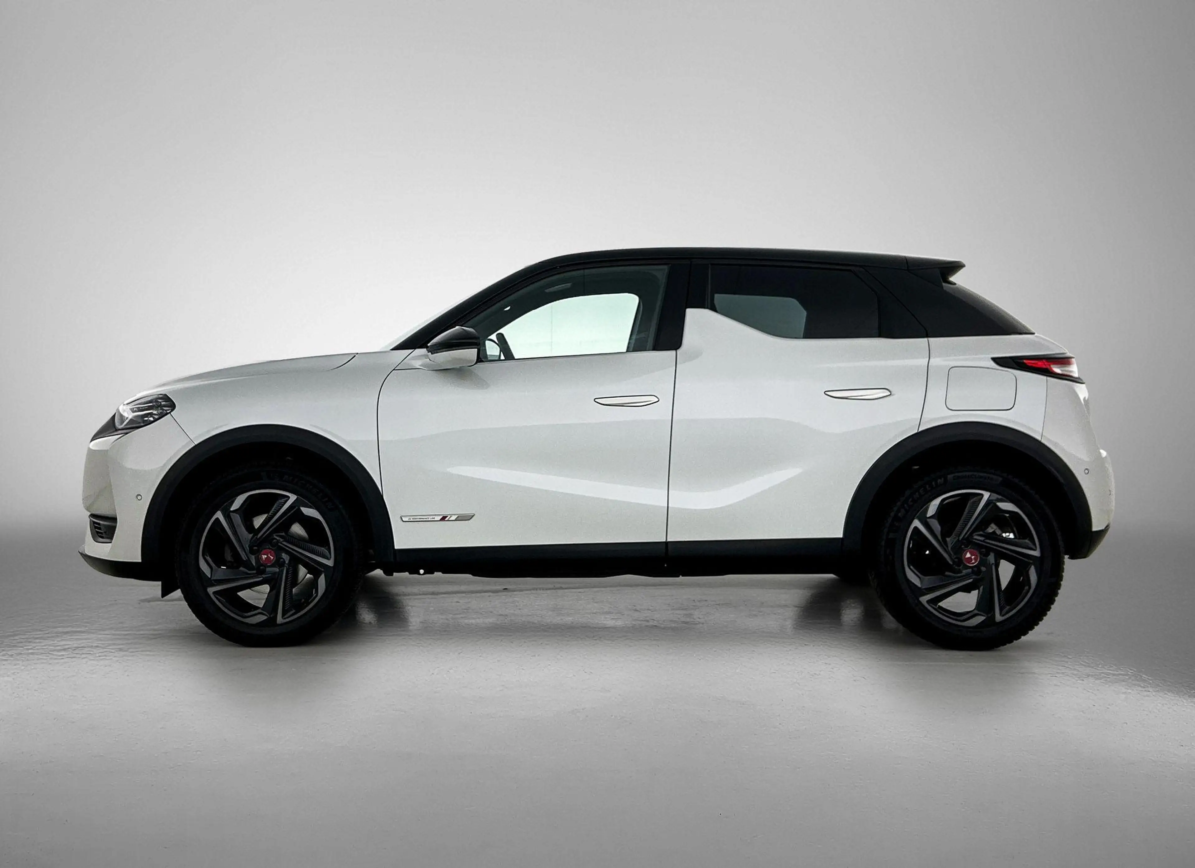 DS Automobiles DS 3 Crossback 1.2 130pk Performance Line Automaat | Navigatie | — photo 5