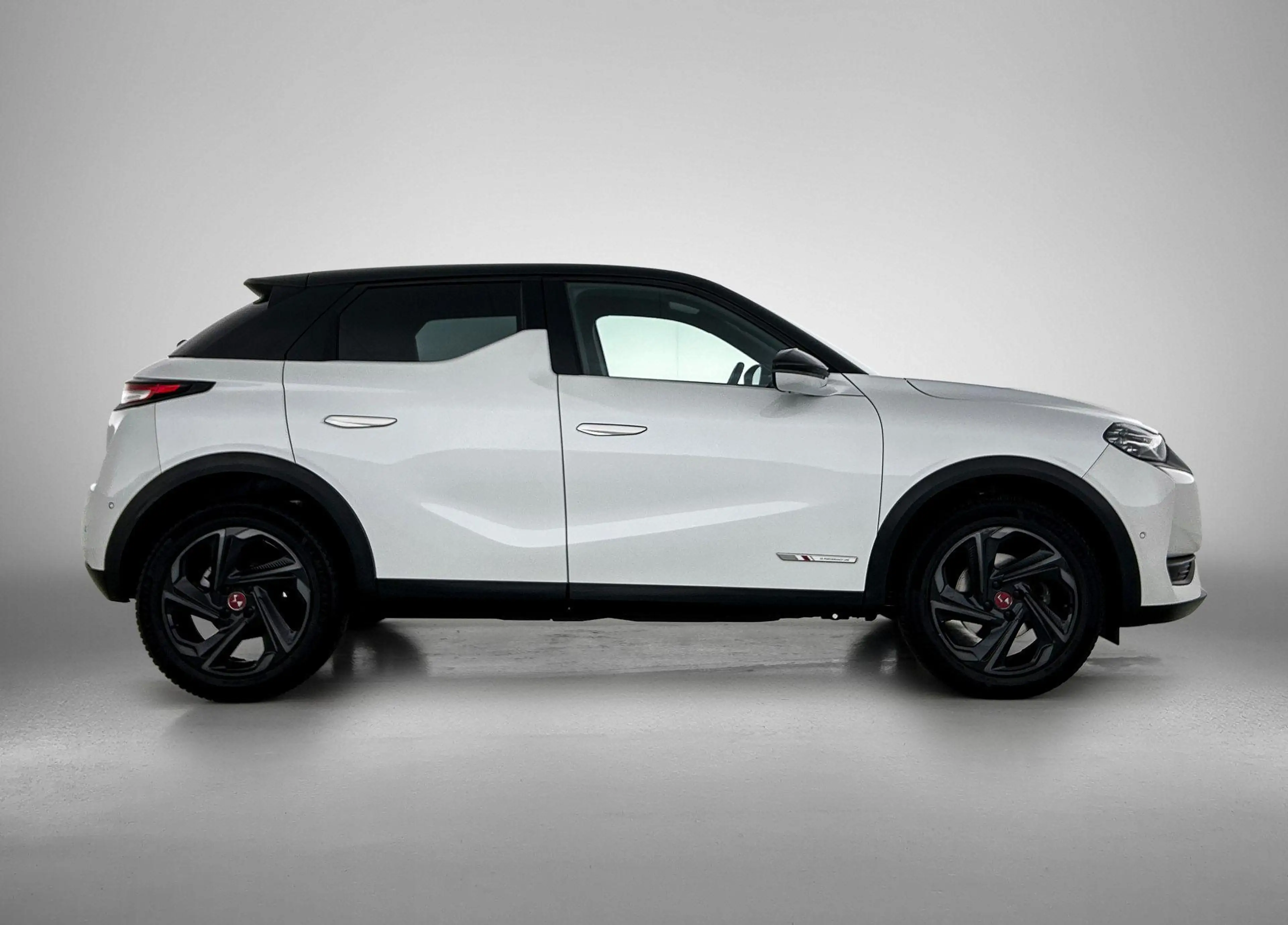 DS Automobiles DS 3 Crossback 1.2 130pk Performance Line Automaat | Navigatie | — photo 9