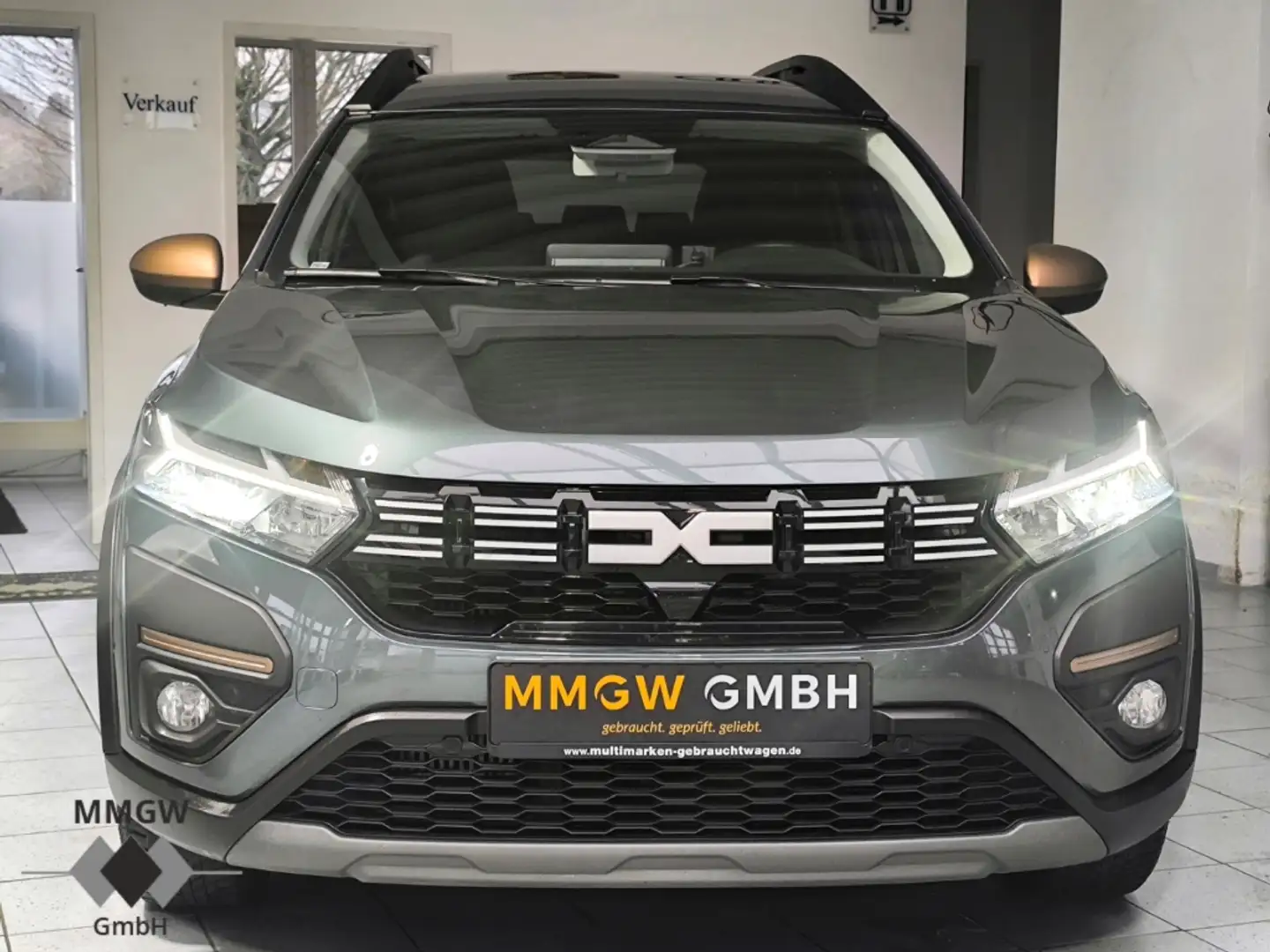 Dacia Jogger Extreme+ Navi/Klima/Fahrerprofil/SHZ/Spurwechselas Grün - 2