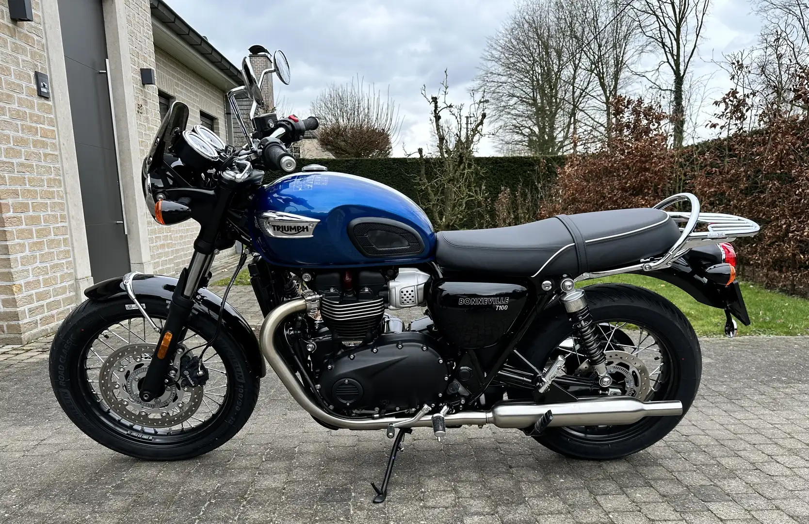Triumph Bonneville T100 Chrome edition - cobalt blue Albastru - 1
