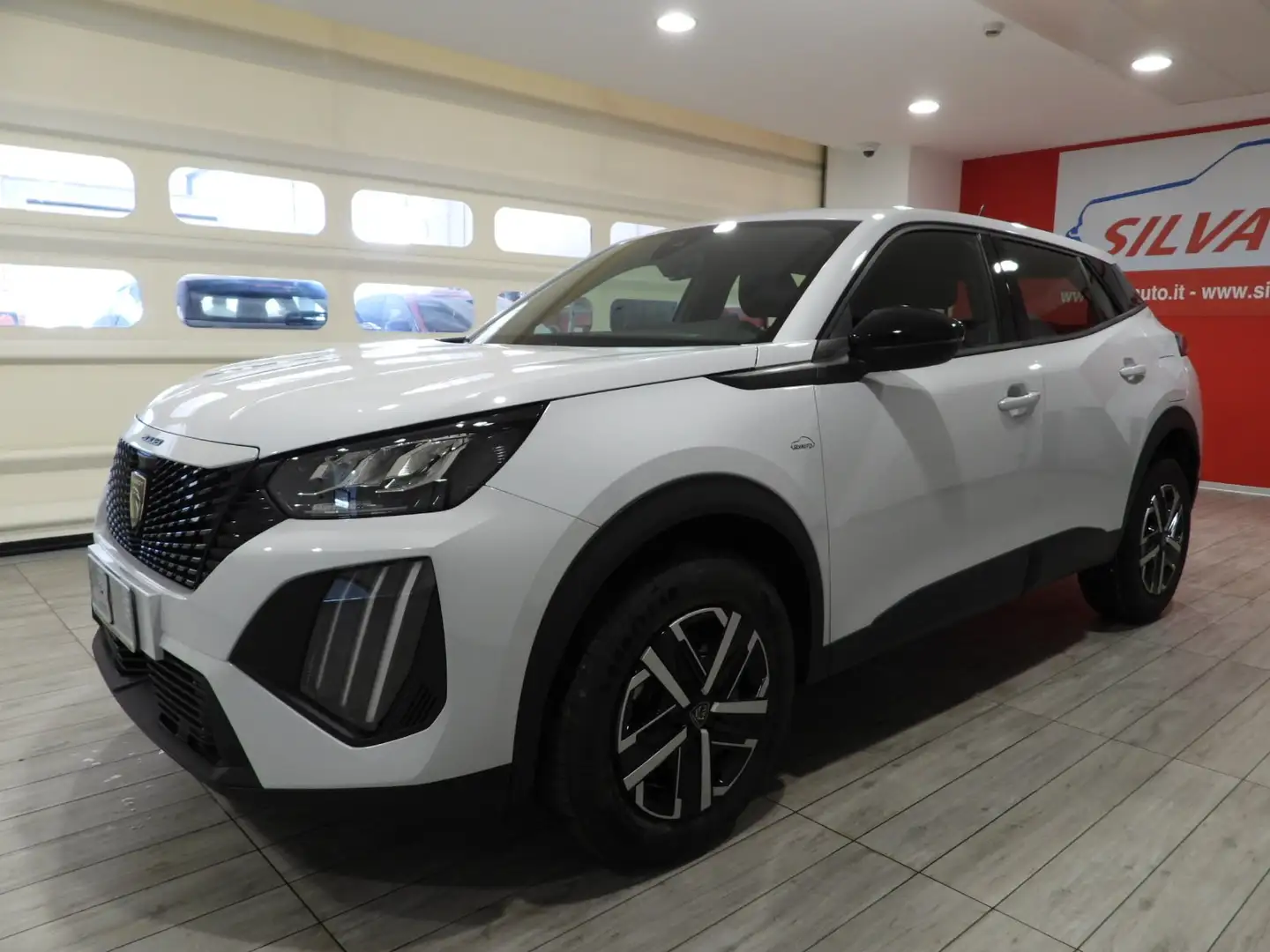 Peugeot 2008 PEUGEOT 2008 1.2 HYBRID ACTIVE 136CV 3-DCS6MY’25 Blanco - 2