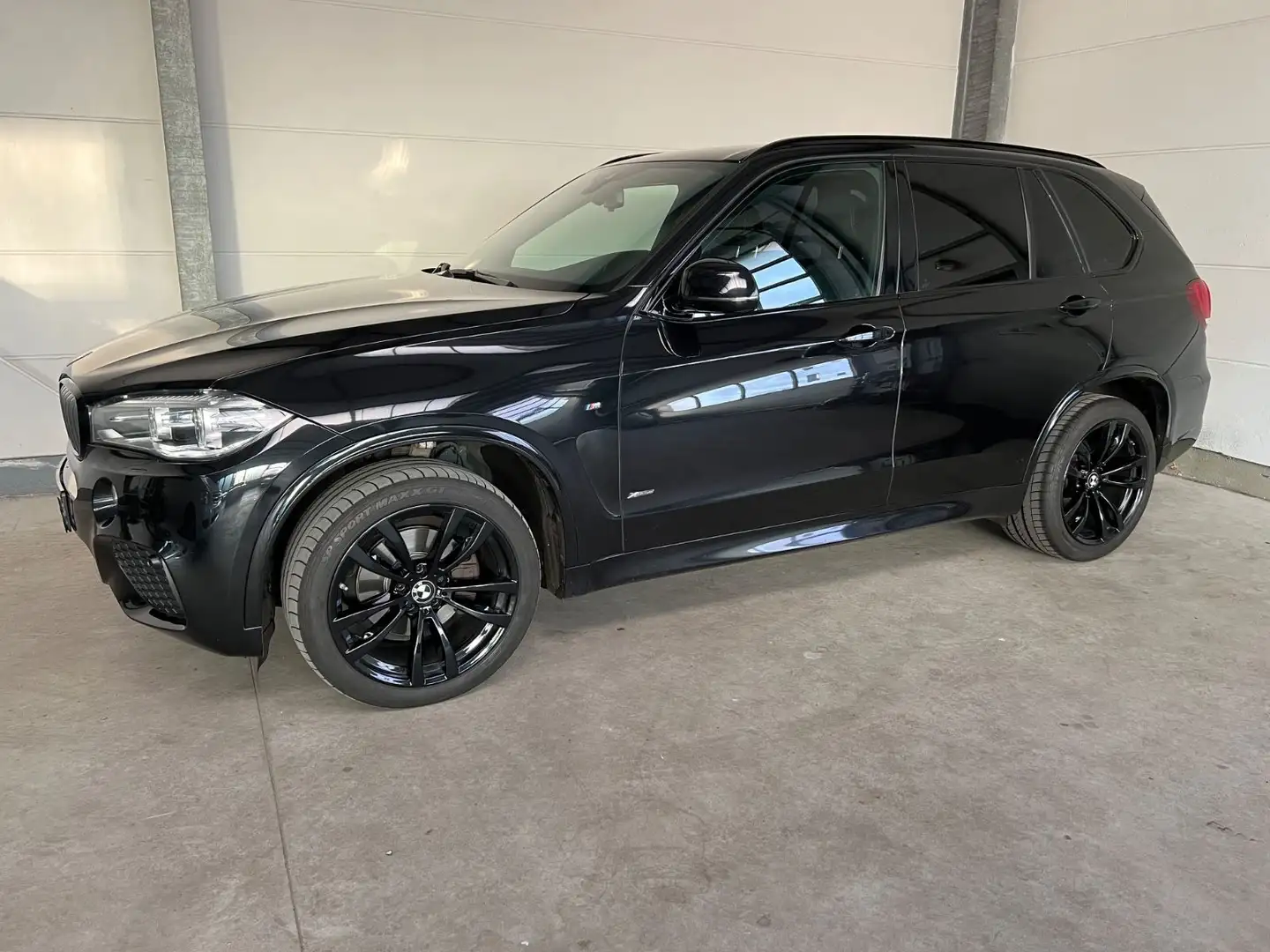 BMW X5 xDrive30d M-Sport+StHzg+HUD+Top Ausstattung Zwart - 1