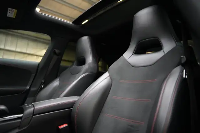 Mercedes-Benz Cla view 10