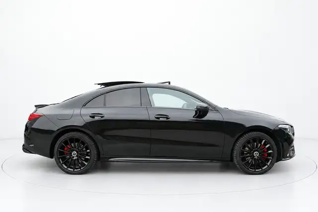 Mercedes-Benz Cla view 4