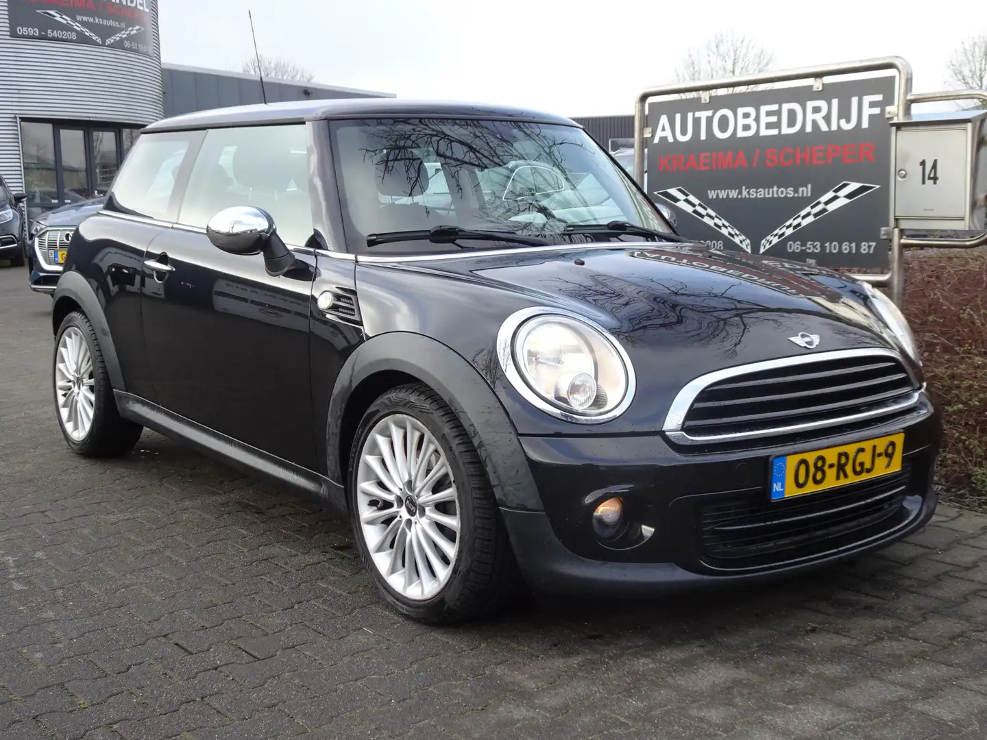 MINI One Mini 1.6 Business Line Zwart - 1
