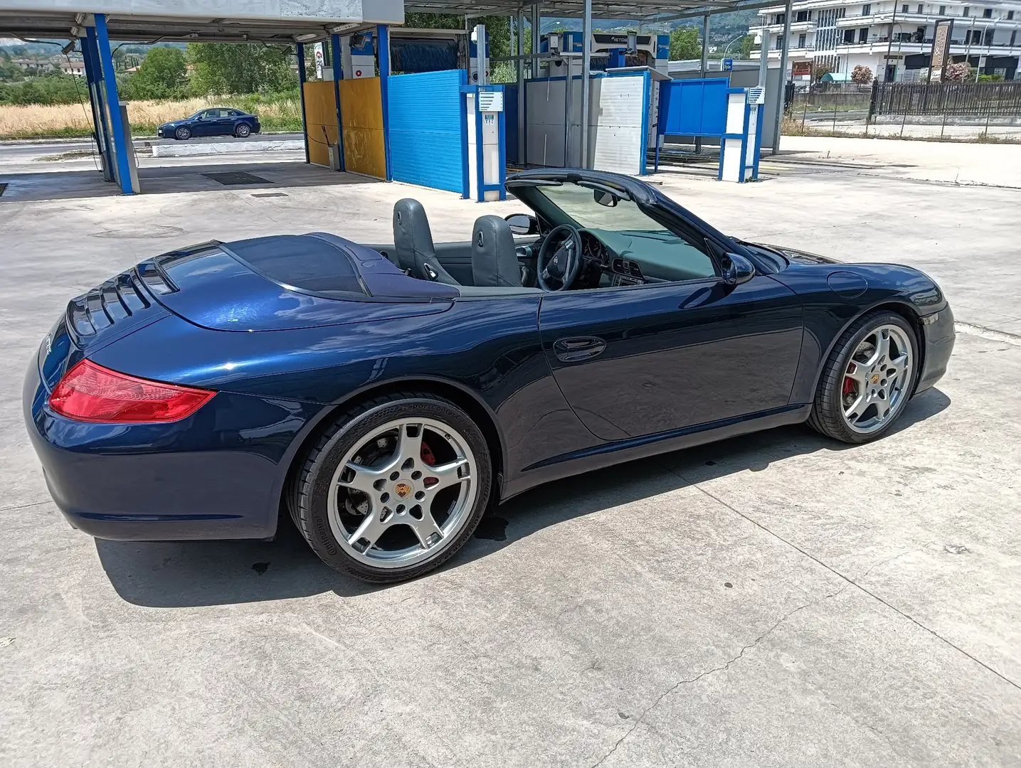 Porsche 911 Cabrio 3.6 Carrera - 2
