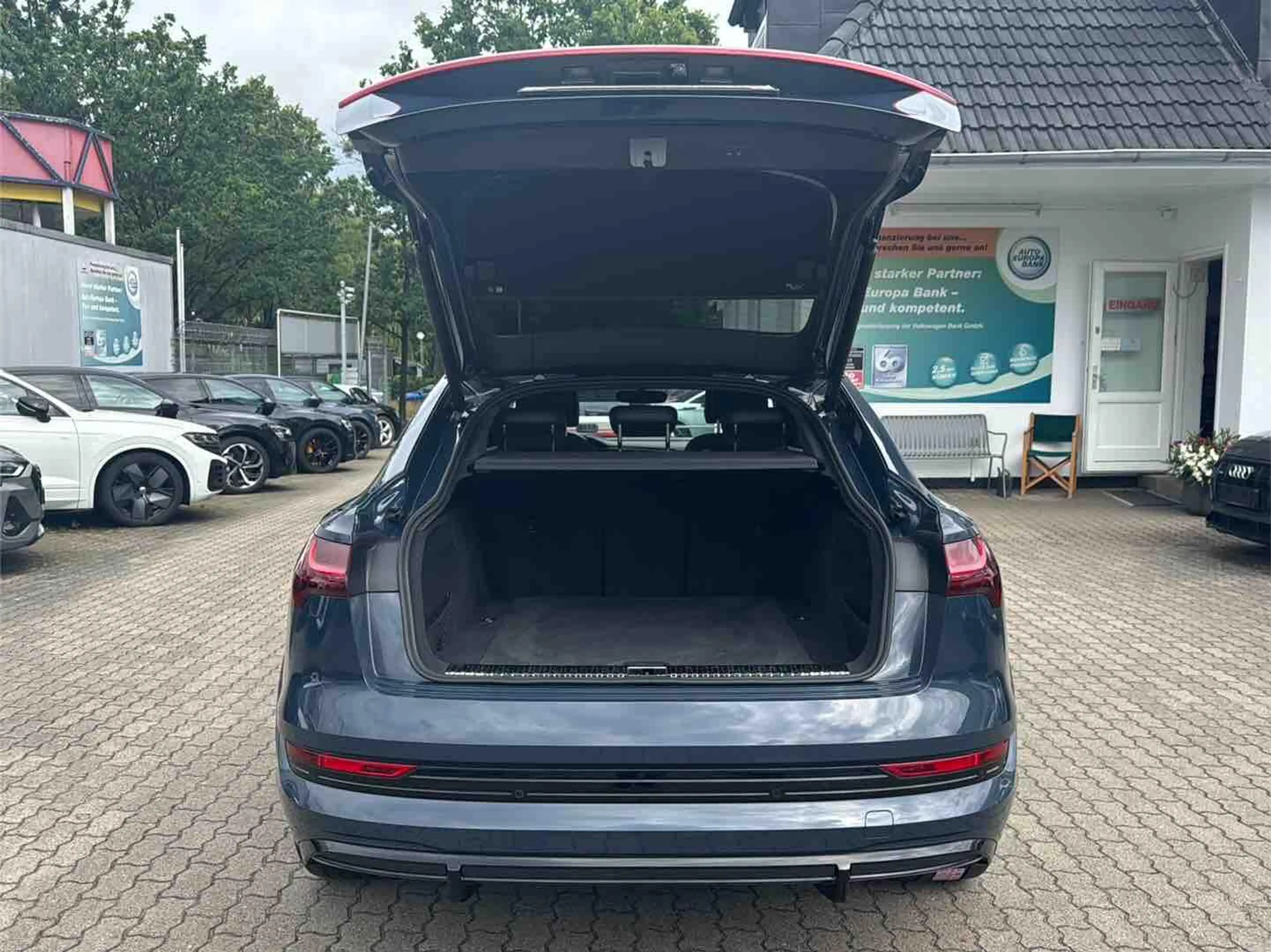 Audi e-tron Sportback S ACC HuD PANO MASSAGE 360° — photo 9