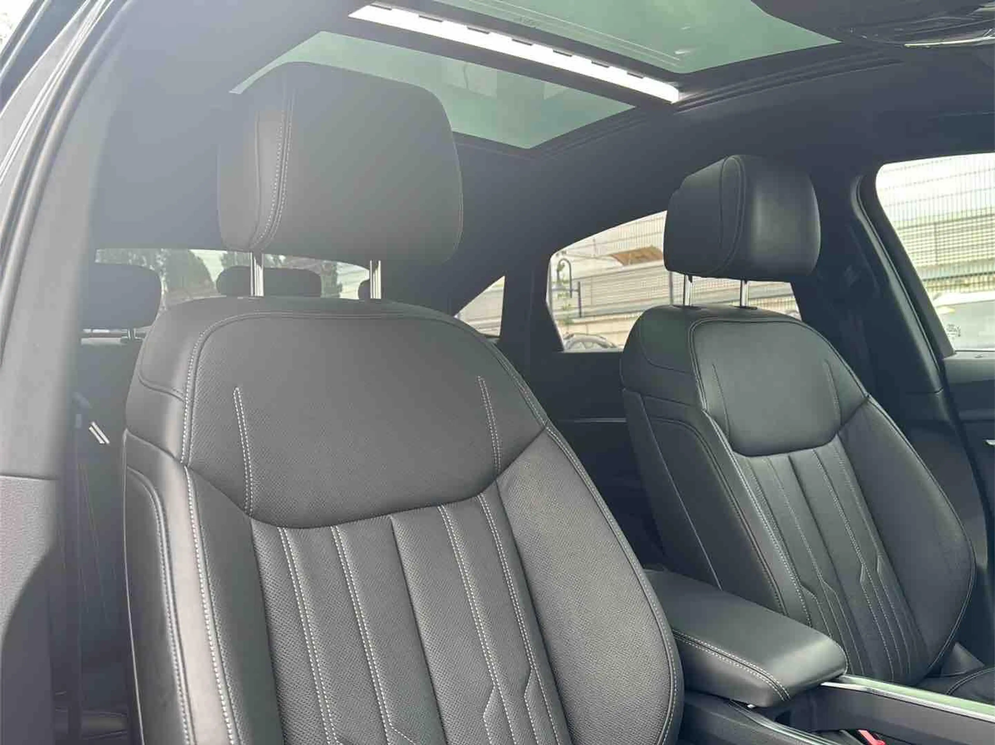 Audi e-tron Sportback S ACC HuD PANO MASSAGE 360° — photo 15