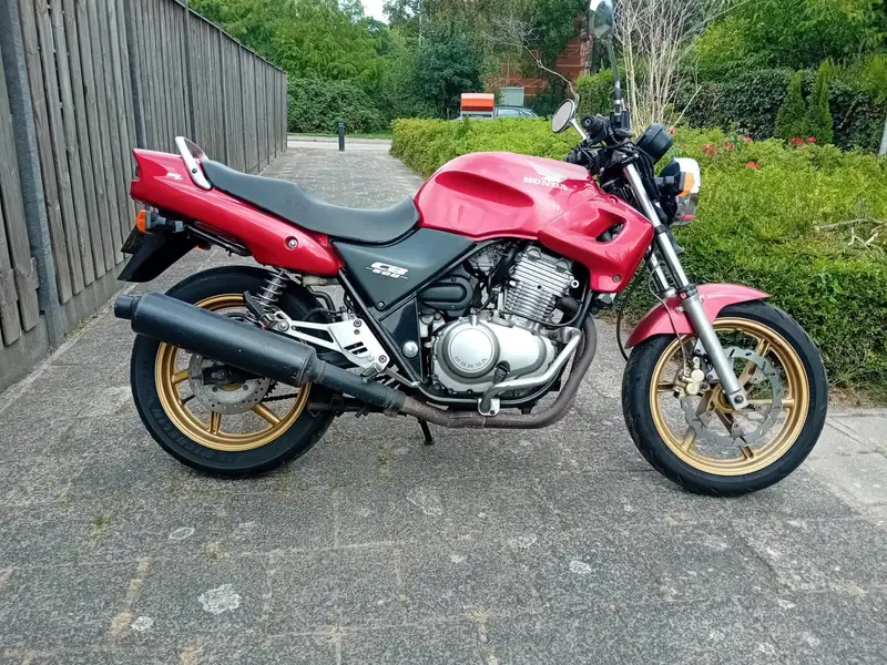 Honda CB 500 F