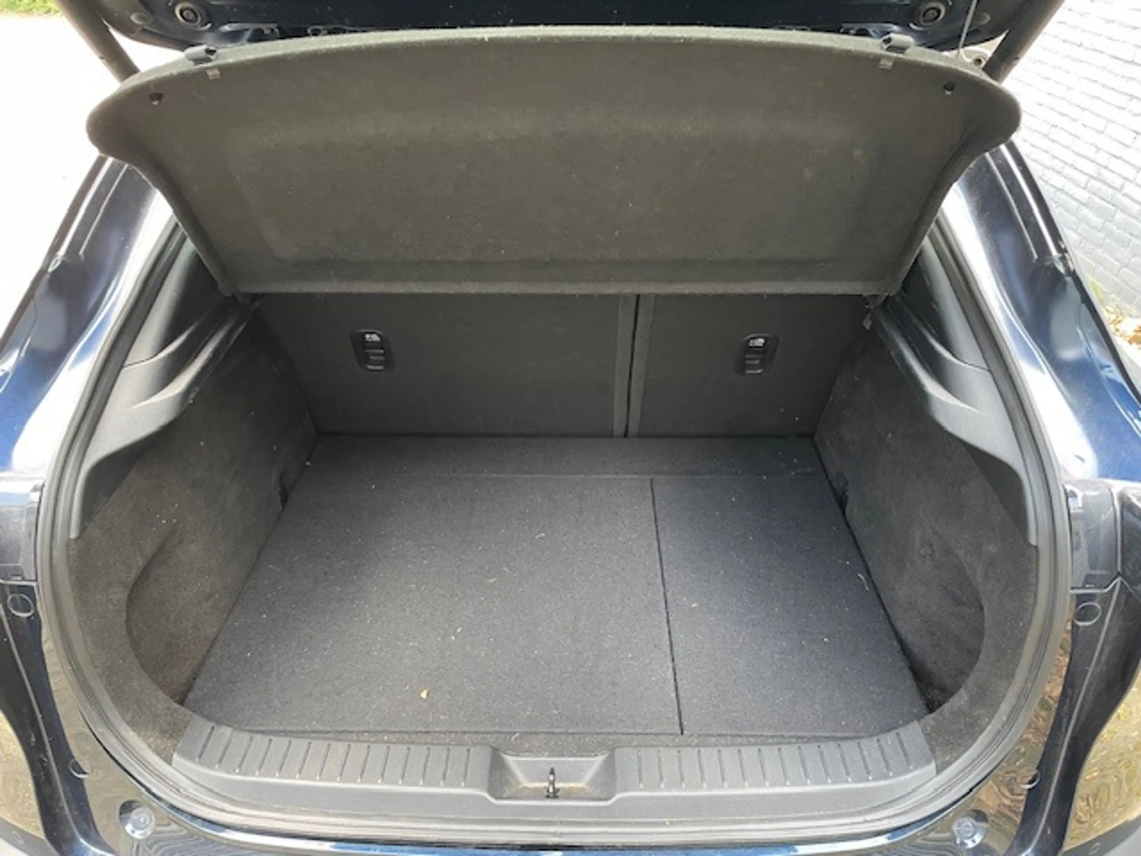 Mazda CX-30 2.0 e-SkyActiv M Hybrid Homura — photo 7