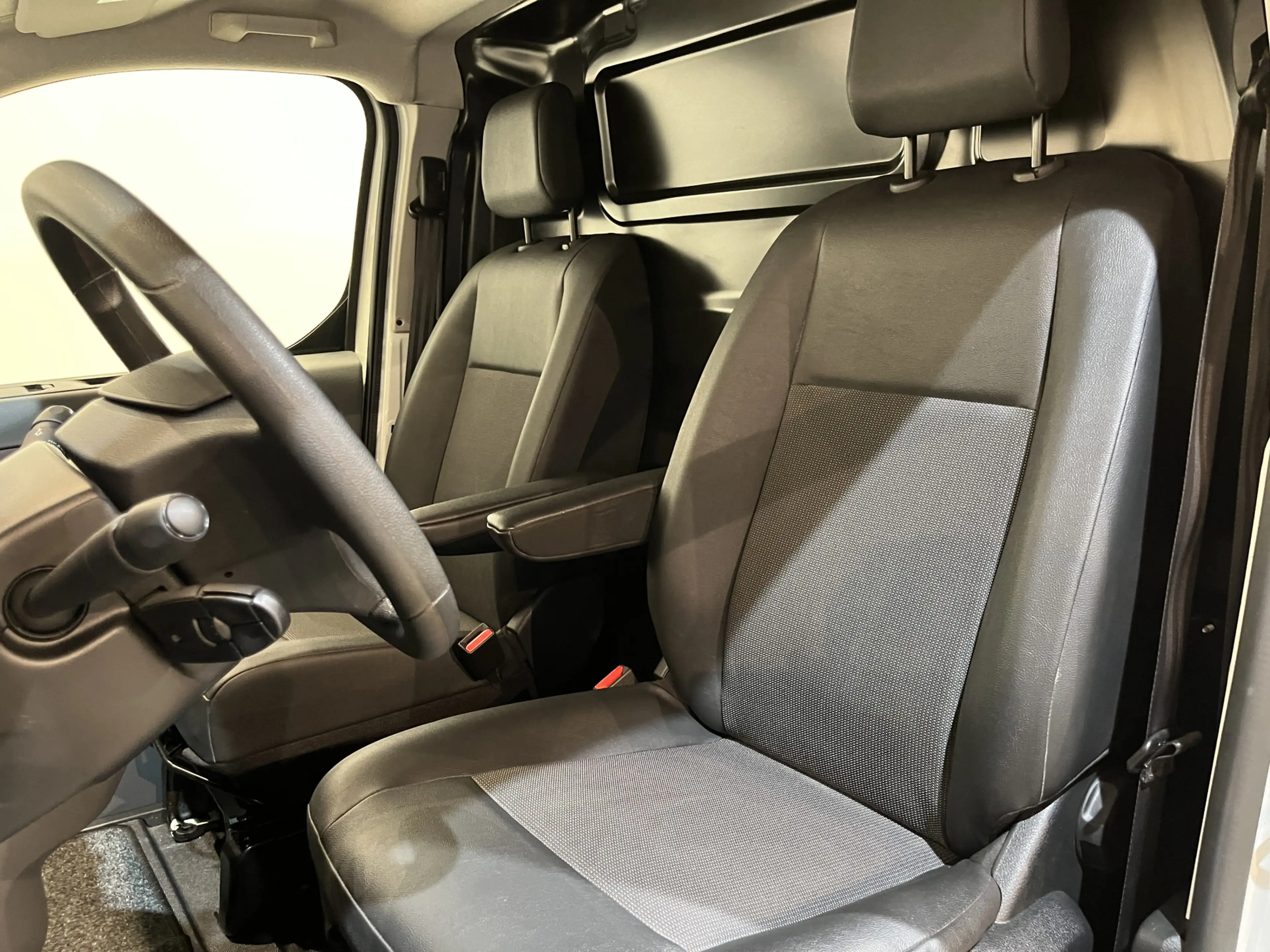 Opel Vivaro-e L2H1 Edition 50 kWh / 100% Elektrisch !! / Airco / — photo 8