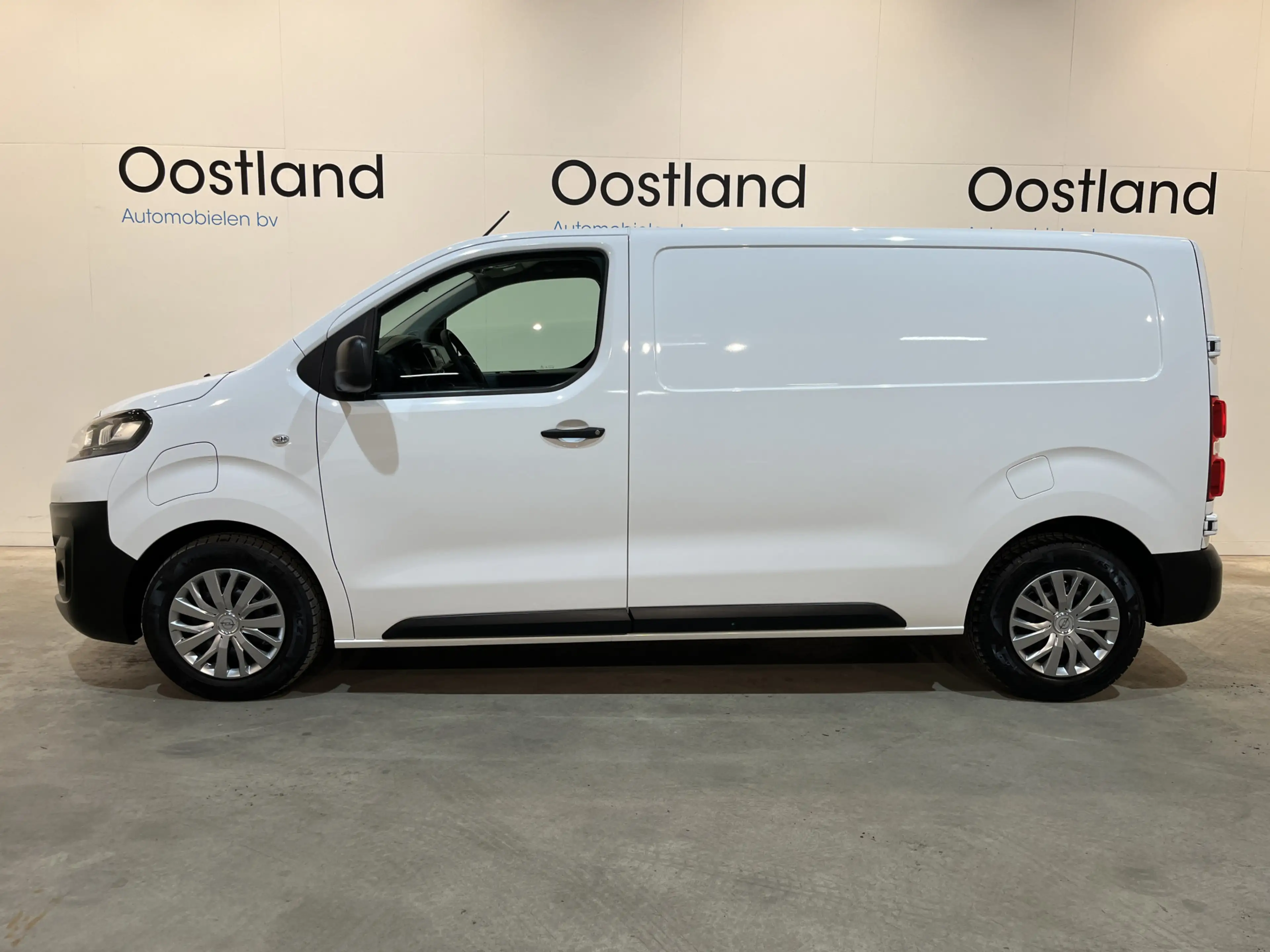 Opel Vivaro-e L2H1 Edition 50 kWh / 100% Elektrisch !! / Airco / — photo 4