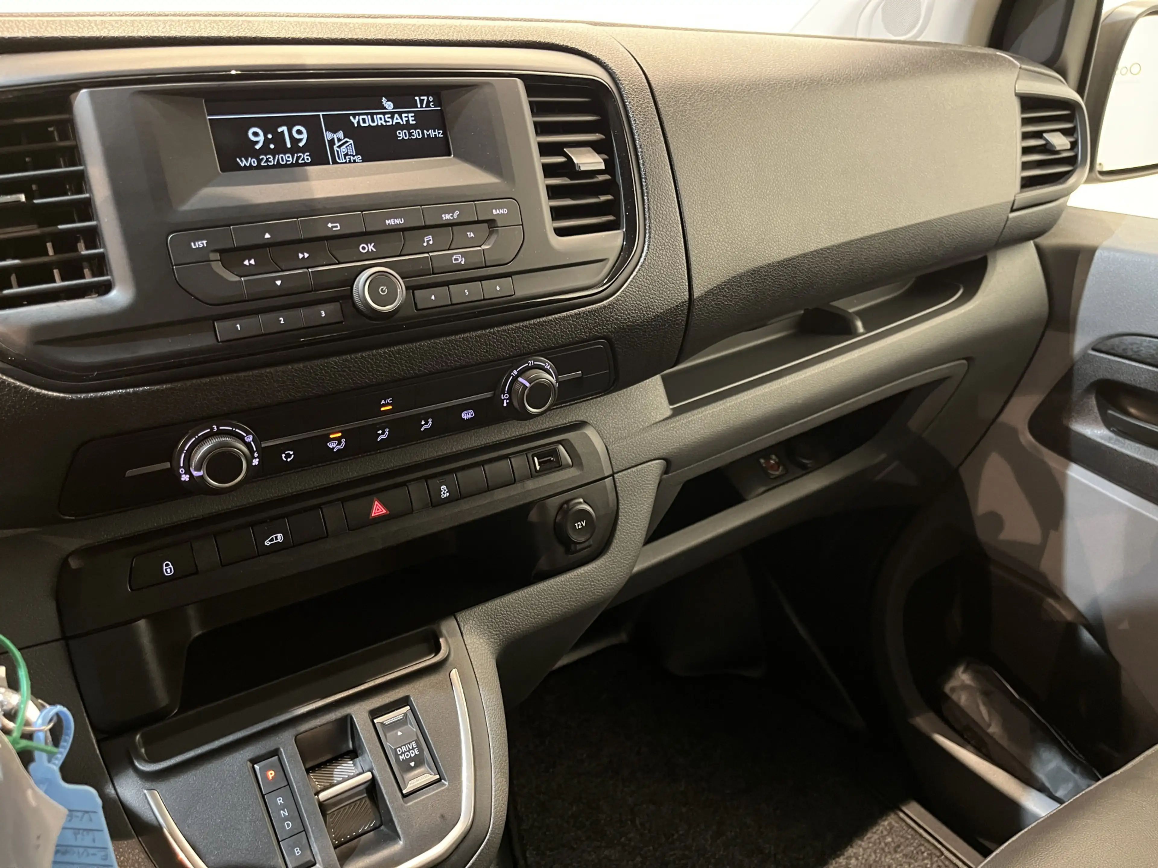 Opel Vivaro-e L2H1 Edition 50 kWh / 100% Elektrisch !! / Airco / — photo 7