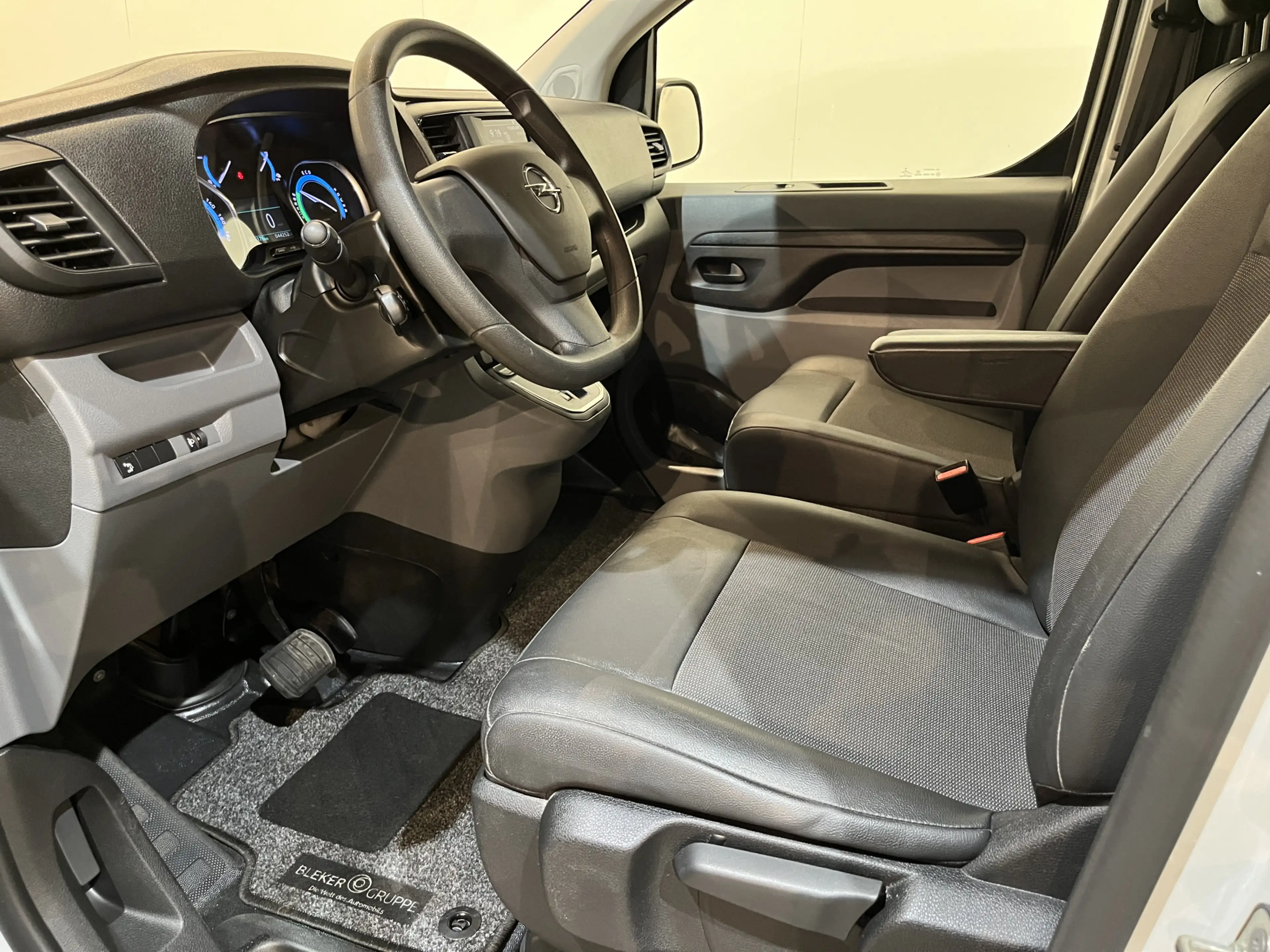 Opel Vivaro-e L2H1 Edition 50 kWh / 100% Elektrisch !! / Airco / — photo 6
