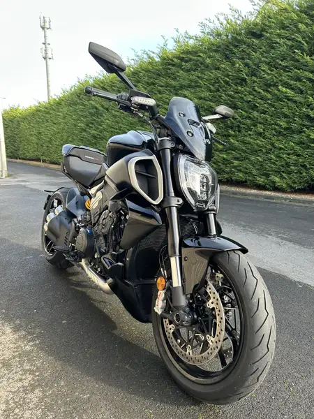 Ducati Diavel - foto 2