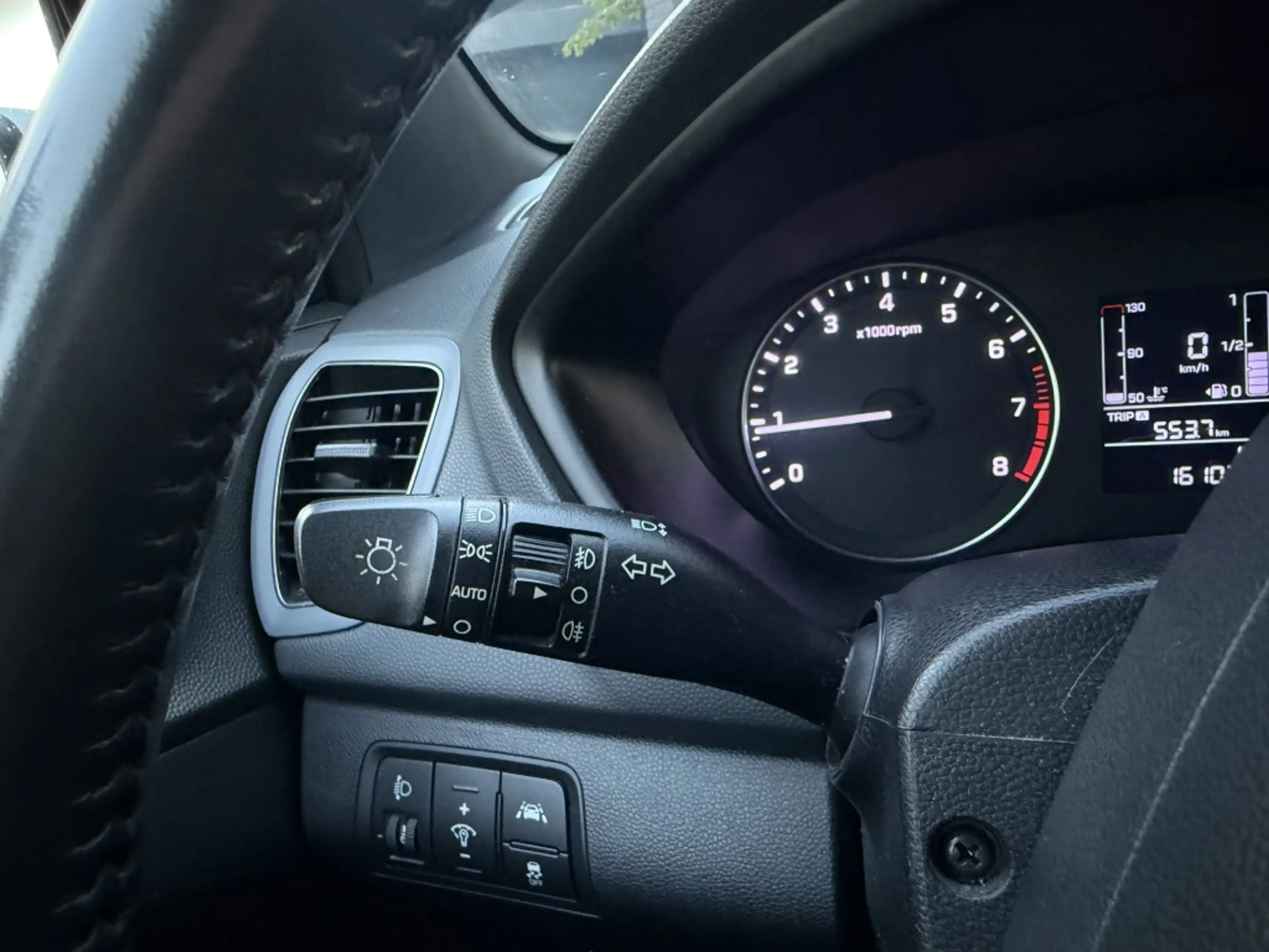 Hyundai i20 1.2 HP Black edition — photo 10