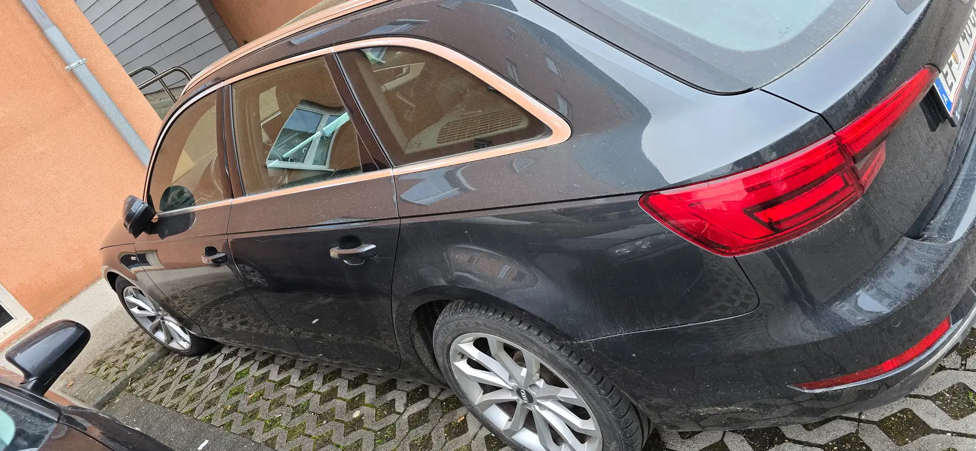 Audi A4 A4 Avant 2,0 TDI Grau - 2