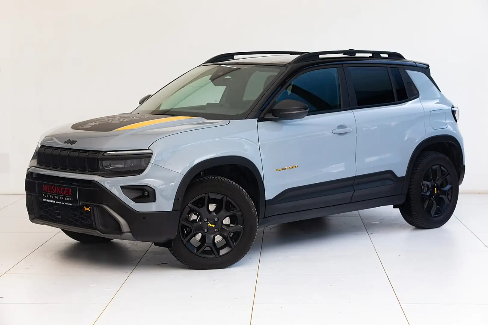 Jeep Avenger 1.2 T3 e-Hybrid 4xe The North Face e-DCT6 Grau - 1
