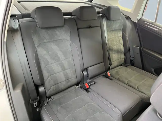 Volkswagen Tiguan view 11