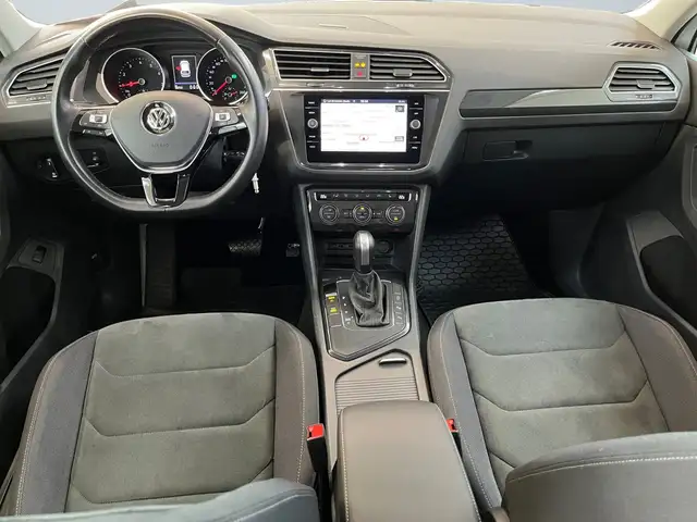 Volkswagen Tiguan view 8