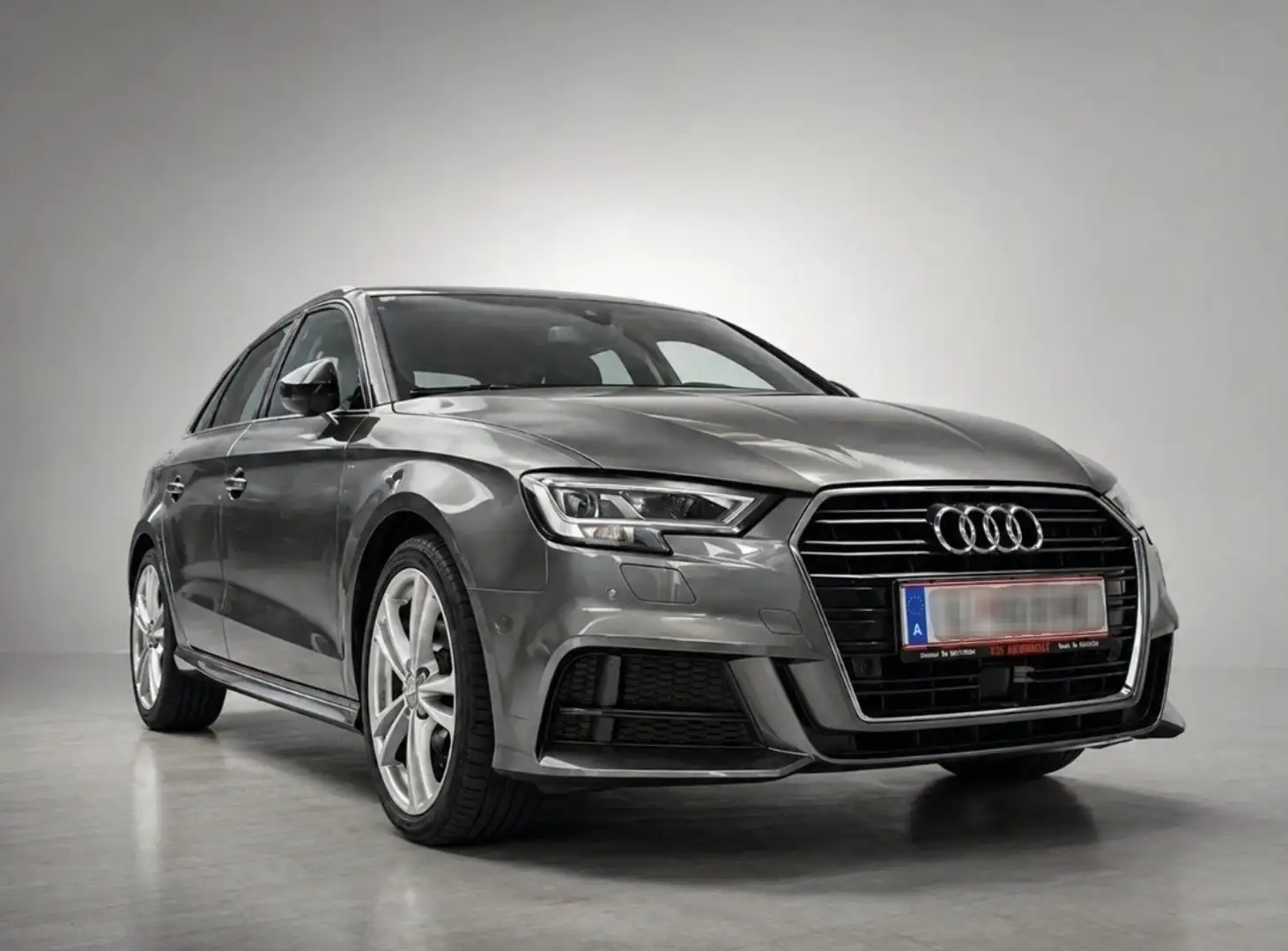 Audi A3 SB 2,0 TDI S-tronic Grau - 1