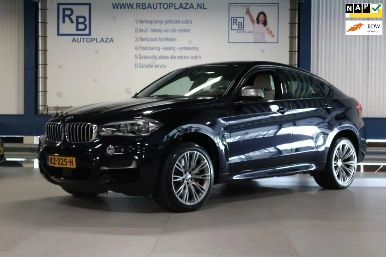 BMW X6 M50d / M-SPORT / HEAD UP / 381 PK / INDIVIDUAL / N Zwart - 1
