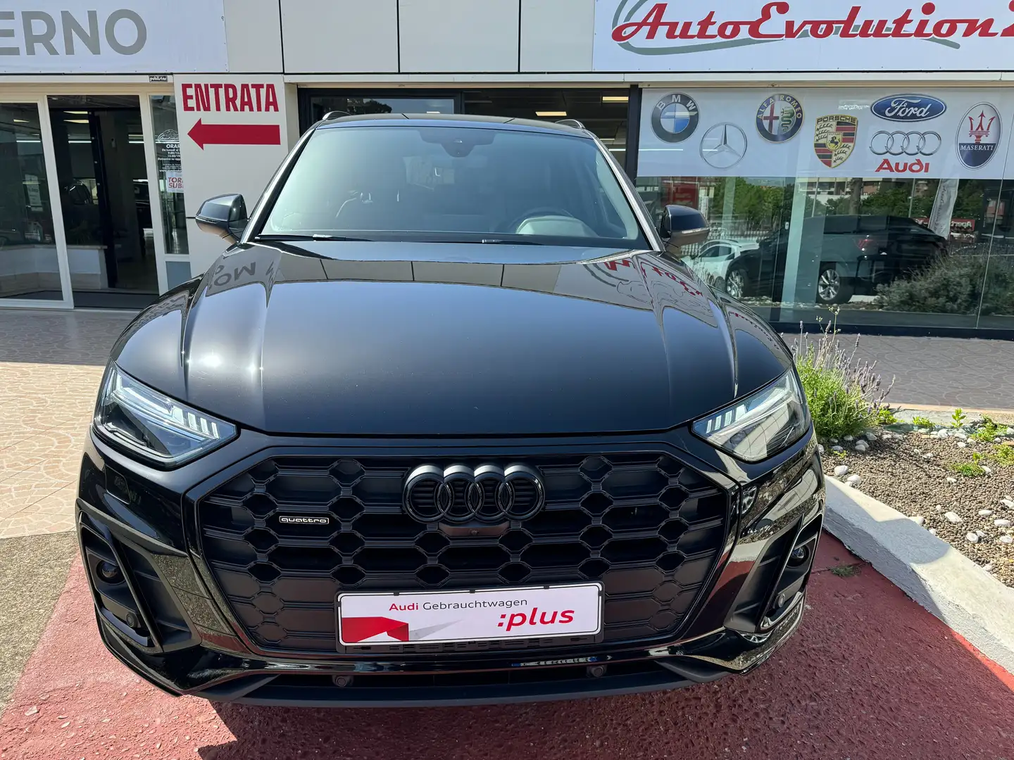 Audi Q5 40 2.0 tdi mhev S line Plus quattro 204cv s-tronic Nero - 2
