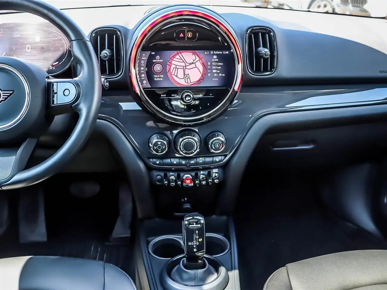 MINI Countryman снимка MINI Countryman