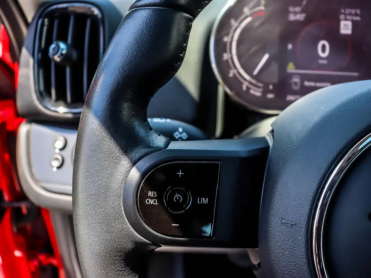 MINI Countryman снимка MINI Countryman