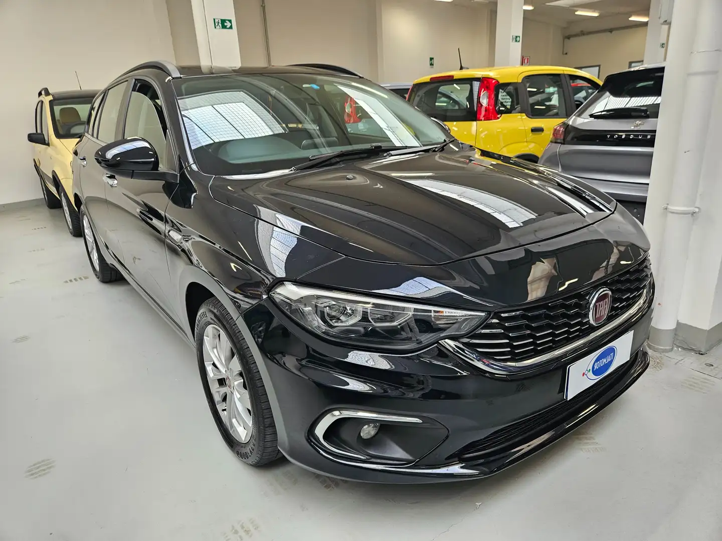 Fiat Tipo Tipo SW 1.6 mjt Lounge 120cv dct Nero - 1
