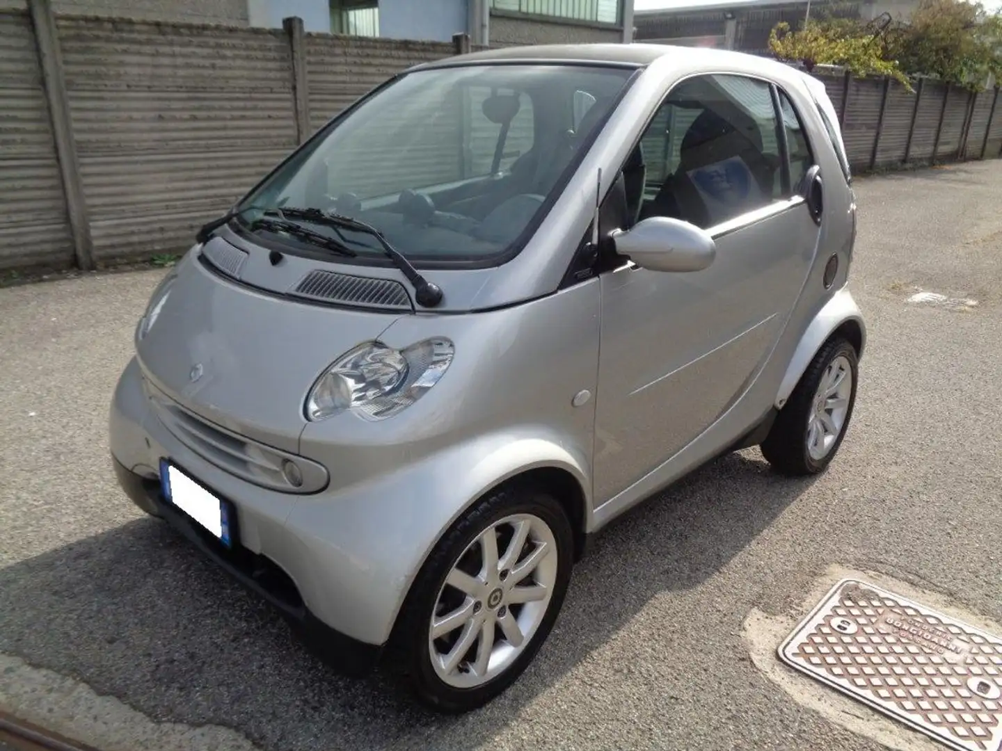 smart forTwo 700 coupé passion *OK NEOPATENTATI* *FINANZIABILE Silber - 2